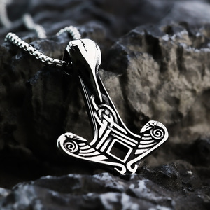 Colgante de martillo de Thor vikingo de acero inoxidable y único, estilo nórdico, forma de ancla, joyería de moda, regalo para hombres y mujeres - Product Image 2