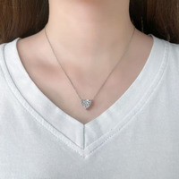 Collana con Pendente in Platino Pt950 con Diamante Coltivato in Laboratorio, Design Minimalista a Cuore, Regolabile, Gioielli Raffinati per Donne