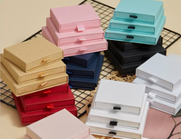 Boîtes à bijoux en carton ondulé personnalisées pour colliers, bracelets et boucles d'oreilles, emballage de tiroir en gros pour ensembles de bijoux