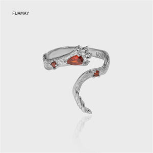 FUAMAY-anillo plata de primera ley con forma de pata de León para mujer, sortija, plata esterlina 925, Diamante rojo - Product Image 1