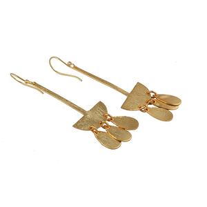 Boucles d'oreilles à crochet de style suspendu à la mode pour femmes, bijoux martelés en plaqué or mat fini plaqué or pour cadeau de noël - Product Image 2