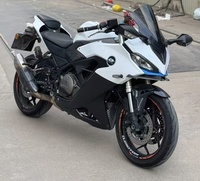 QJMoto SRK350 350cc Moteur refroidi par eau Moto sportive d'entrée de gamme Haute performance à prix abordable Convient aux débutants
