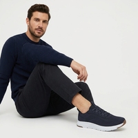 Chaussures de marche décontractées pour hommes personnalisées OEM ODM, respirantes, avec empeigne en maille Fly Knit, légères et amortissantes, pour la course et le sport