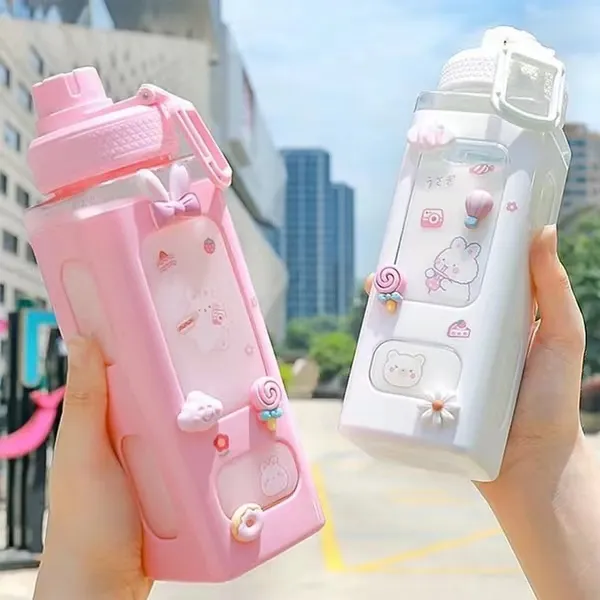 Summer 3d Sticker Design 700ミリリットルSport Bottle Kawaii Plastic Pastel Water Bottle With Straw