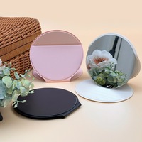 Miroir de maquillage portable ultra-léger avec couvercle, design pliable, mini miroir de bureau avec angle réglable pour les soins personnels