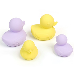 Miễn phí BPA thân thiện với môi phòng tắm em bé tắm nổi đồ chơi 100% cấp thực phẩm Silicone Vịt Tắm Đồ chơi - Product Image 3