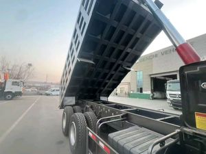 Camión Volquete Sinotruck Howo 6x4 8x4 Nuevo y Usado a Bajo Precio - Product Image 2