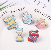 Épinglette personnalisée en métal avec logo, émail souple, motif fleurs et tasse de café pour vêtements, épinglette de revers en émail dur