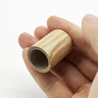 Flacon de parfum en verre rectangulaire personnalisé de luxe de 30 ml avec pulvérisateur à pompe, bouchon en bois, surface mate, logo personnalisé