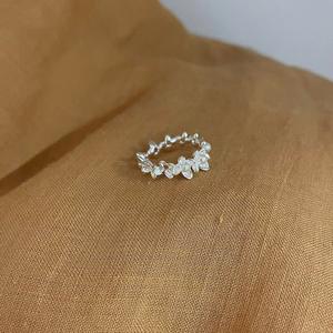 Bague en argent pur S925 avec camélia, fleur, papillon et perle, design de niche, cadeau pour meilleur ami, tempérament luxueux - Product Image 3