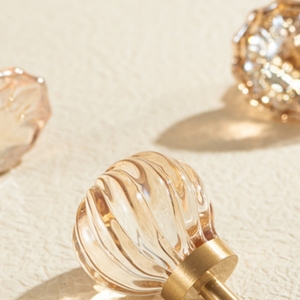 Poignées de tiroir en forme de citrouille transparente couleur champagne pour armoire, commode, table de chevet, <span class=keywords><strong>quincaillerie</strong></span> de <span class=keywords><strong>cuisine</strong></span> moderne minimaliste - Product Image 3