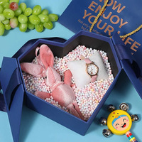 Großhandel Maßgefertigte Luxus-Valentinstags-Verpackungen Wiederverwendbare Herzförmige Karton-Geschenkboxen mit Band für Hochzeit Muttertag Schokolade Recycelt