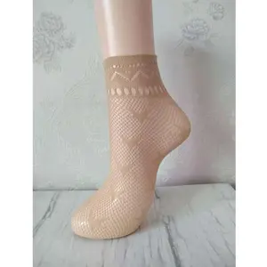 2023 New arrival fish net socks breathable short silk stocking sexy lady socks bulk cheap ultra thin transparent silk socks