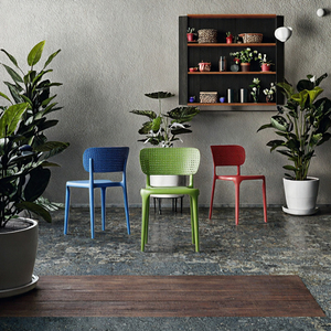 Chaise de salle à manger moderne nordique en plastique empilable avec dossier haut épaissi, confortable, pour la maison, les salons de thé et les restaurants - Product Image 3
