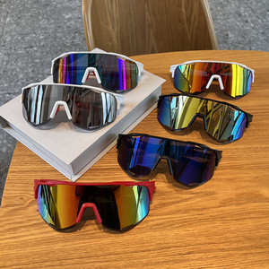 <span class=keywords><strong>2025</strong></span> thời trang mới đi xe đạp trượt tuyết Windproof ngoài trời đầy màu sắc Kính uv400 bọc Surround thể thao không Vành kính mát - Product Image 6