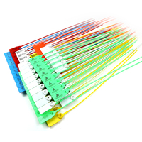 Sceau de sécurité en plastique imperméable à usage unique avec logo personnalisé pour les conteneurs d'expédition logistique, les sacs, les vannes et les équipements
