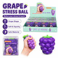 Nouveaux designs promotionnels : Jouet anti-stress souple et compressible en forme de fruits, imitation alimentaire croustillante, rempli de blocs de cire à modeler