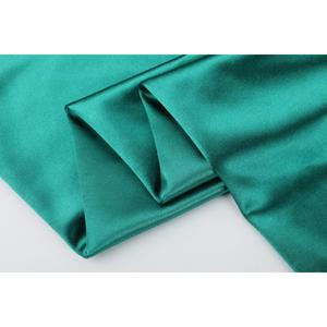 Cina fabbrica su misura comoda 88% lucida poliestere 12% tessuto in raso <span class=keywords><strong>Spandex</strong></span> per abbigliamento sportivo Dancewear - Product Image 4