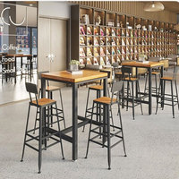 Meubles commerciaux modernes, dessus en bois avec pieds en métal, table de bar haute carrée longue en bois pour restaurant