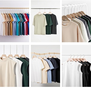 Camiseta de Hombre con Logotipo Personalizado, 200 g/m², 100 % Algodón, Manga Corta, Cuello Redondo, Corte Regular, Color Sólido, Estilo Casual Urbano - Product Image 3