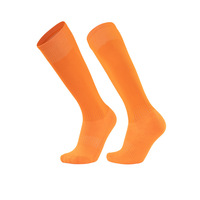 Nouvelles Chaussettes de Football Hautes en Polyester Tricoté Personnalisables, Antidérapantes et Écologiques avec Logo, Idéales pour l'Été