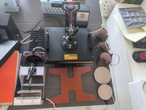 Machine de presse à chaud multifonctionnelle 5-en-1 pour transfert thermique et marquage à chaud de t-shirts, 29*38cm, Meilleures ventes - Product Image 3