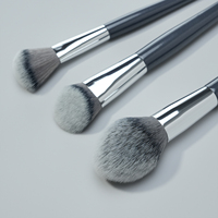 YM Factory Vente en gros de pinceaux de maquillage de luxe - Ensemble synthétique végétalien pour le visage et les yeux, pinceau correcteur et pinceau éventail personnalisés (OEM/ODM)