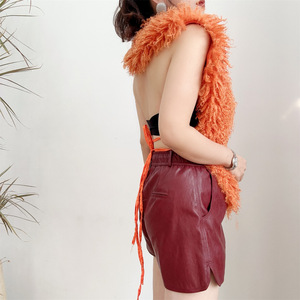 Femmes hiver automne sans manches gilet grand dos nu suspendu cou nouvel an 2000 (Y2K) Style Sexy mongol fausse <span class=keywords><strong>fourrure</strong></span> de mouton court - Product Image 4