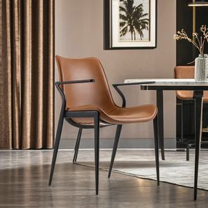 Set Tavolo da Pranzo di Lusso Design Turco, Moderno ed Economico, con 4 Sedie, Tavolo Rotondo in Marmo per Sala da Pranzo - Product Image 4