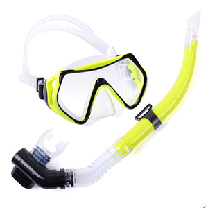 Set de Máscara de Snorkel con Lentes de Vidrio Templado y Snorkel de Doble Drenaje para Natación y Buceo - Product Image 5