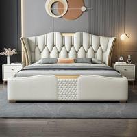 Italienisches Luxus-Leder-Doppelbett für das Haupt schlafzimmer Tufted King/Queen Size Neue High-End-Atmosphäre mit weicher Atmosphäre