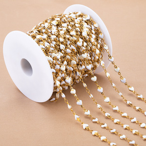 Nueva Cadena de Acero Inoxidable Chapada en Oro de 18K con Corazón de Esmalte Blanco |   Se vende por metro, rollo o carrete para la creación de joyería DIY - Product Image 4