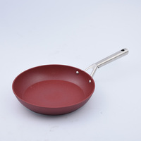 Poêle à frire antiadhésive de haute qualité Marmites de cuisson industrielles Ensemble de marmites avec des caractéristiques innovantes