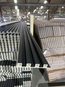 Lignes <span class=keywords><strong>d</strong></span>'<span class=keywords><strong>angle</strong></span> 25*25*2900MM en plastique imperméable <span class=keywords><strong>pour</strong></span> la <span class=keywords><strong>d</strong></span>écoration intérieure, bordure murale <span class=keywords><strong>d</strong></span>écorative 3D, accessoires WPC <span class=keywords><strong>pour</strong></span> panneau mural WPC - Product Image 4