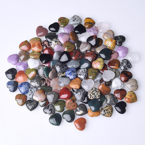 Precio de fábrica Cristal natural y piedras 2cm Corazón Regalo Amor Decoración Regalo <span class=keywords><strong>Riki</strong></span> Gemstone Crafts. - Product Image 3