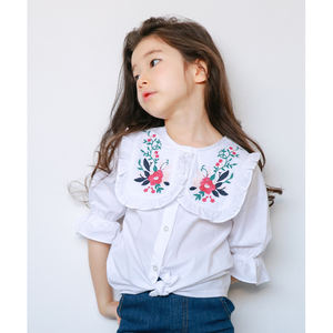 T-shirt uni blanc à col rond avec combinaison de couleurs, vente en gros - Product Image 2