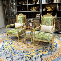Chaise décontractée en bois massif français, chaise longue de balcon en tissu à motif ange Cupidon vert. Convient aux villas de luxe.