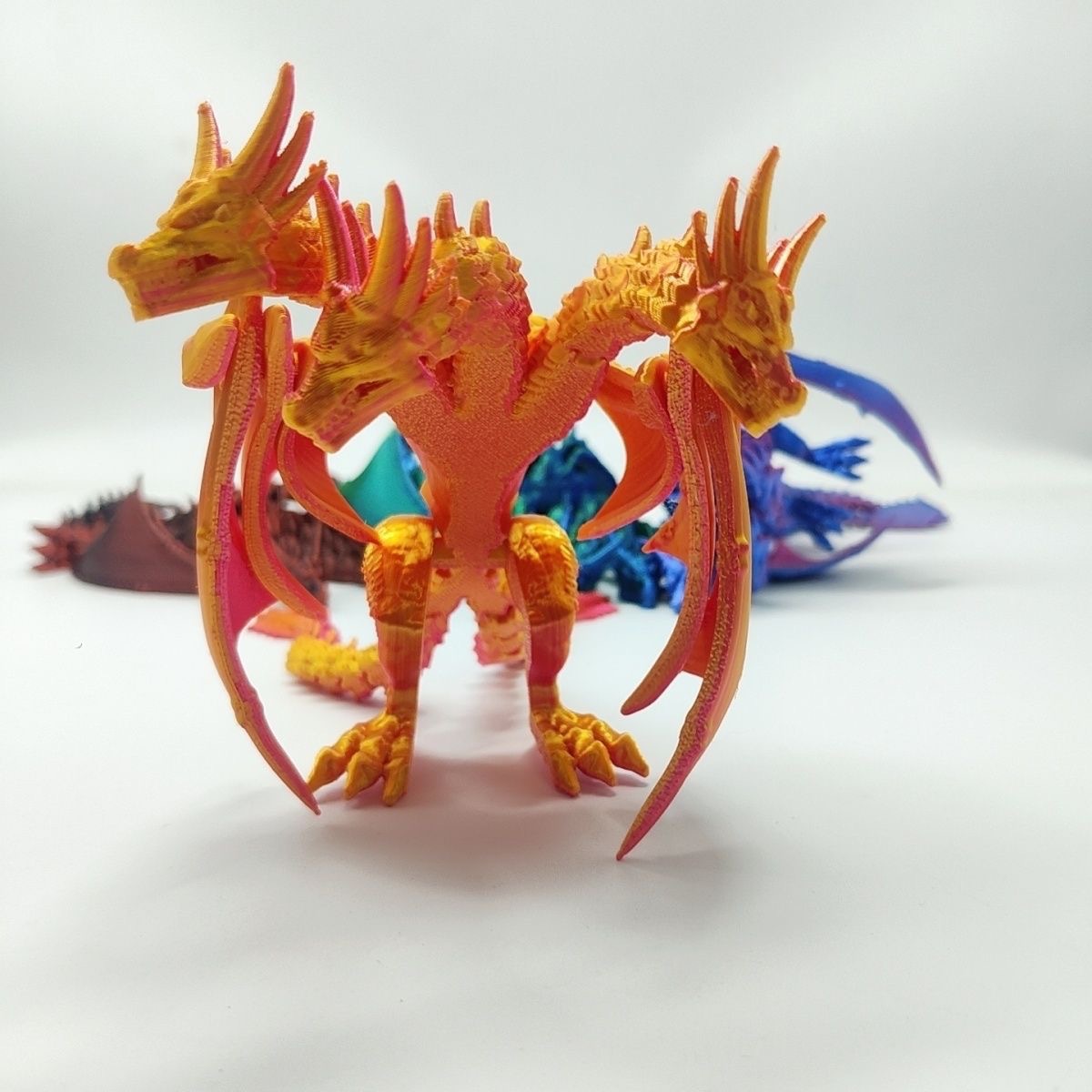 Coleccionables Cautivadores: Sumérgete en el Mundo de Ghidorah