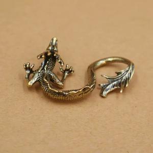 Escultura de Metal de Dragón, Criatura Mítica China, de Latón, Figura Decorativa Retro para Escritorio u Oficina - Product Image 2