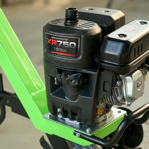 Compacteur SFJX XR750 163cc avec moteur Briggs & Stratton, noir - Product Image 1