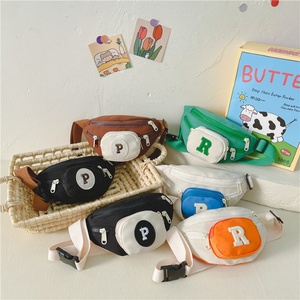 Borsa a tracolla piccola per bambini, marsupio unisex alla moda con lettere a contrasto, chiusura a coulisse in tela, nuovo arrivo 2026 per neonati - Product Image 1