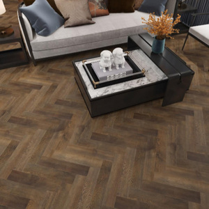 Materiales de decoración Dormitorio Sala de estar Cocina Baldosas de madera resistentes al agua Suelo laminado de madera personalizado Herringbone - Product Image 4