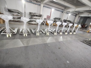 Transpaleta Manual de Acero Inoxidable WELIFTRICH, Capacidad de 3000 kg, Disponible con Ruedas de Nylon o PU - Product Image 6