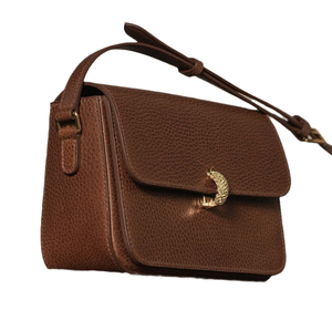 Sac bandoulière marron en cuir PU Saffiano pour femme, sac messager à rabat avec fermoir, capacité 2L, sac à main quotidien pour les voyages - Product Image 1