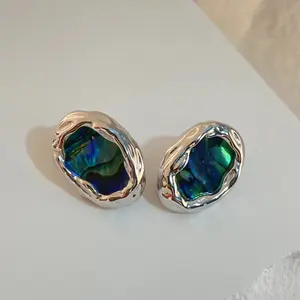 XIXI Luxury Dazzle Expensive Seashell Studs Earring Unique Designer S925 Silver Stud Earrings Vintage Jewelry