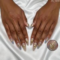 Faux Ongles Réutilisables en Gros, Effet 3D Doré en Relief, Longs Amande, Motif Serpent Céleste et Lune, Personnalisables avec Logo