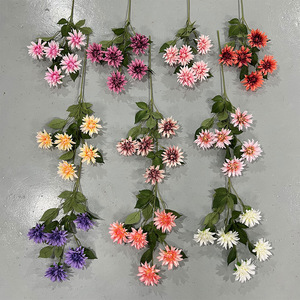Fleur artificielle Dahlia à 5 têtes, taille moyenne, en soie, couleurs mélangées, pour décoration de mariage, fleur en plastique faite à la main - Product Image 2