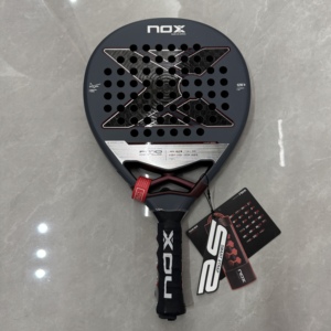 Raquetas de Pádel 2026 de Fibra de Carbono 18K, Bolsa de Pádel, Raqueta Deportiva para Exteriores, Empuñadura de Pádel, Raqueta de Pádel <span class=keywords><strong>Nox</strong></span> AT10, Personalización de Fábrica - Product Image 3