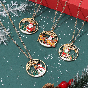 かわいいサンタクロースのペンダントネックレス、お祝いのホリデージュエリー、友人や家族へのクリスマスプレゼント - Product Image 2