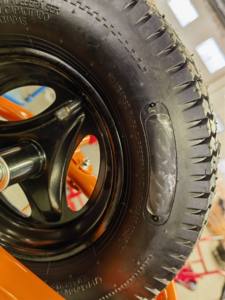 ट्रपर 6cbf प्लास्टिक ट्रे भारी शुल्क उद्योग का निर्माण ओम कारखाने से पेनुमेटिक व्हील के साथ व्हीलबैरो - Product Image 4